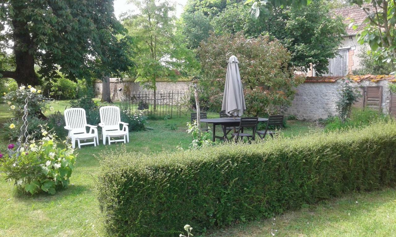 Une Maison A La Campagne Beaune-la-Rolande Εξωτερικό φωτογραφία